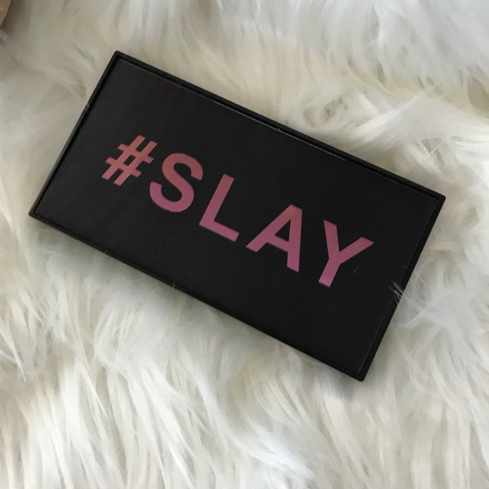 Makeup Revolution Slay Slogan Palette